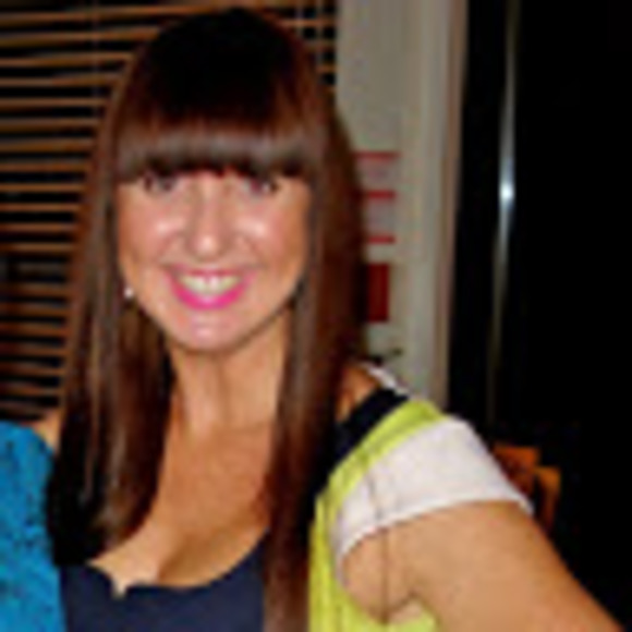 Meet your Posher, Amanda - Picture 1 of 1